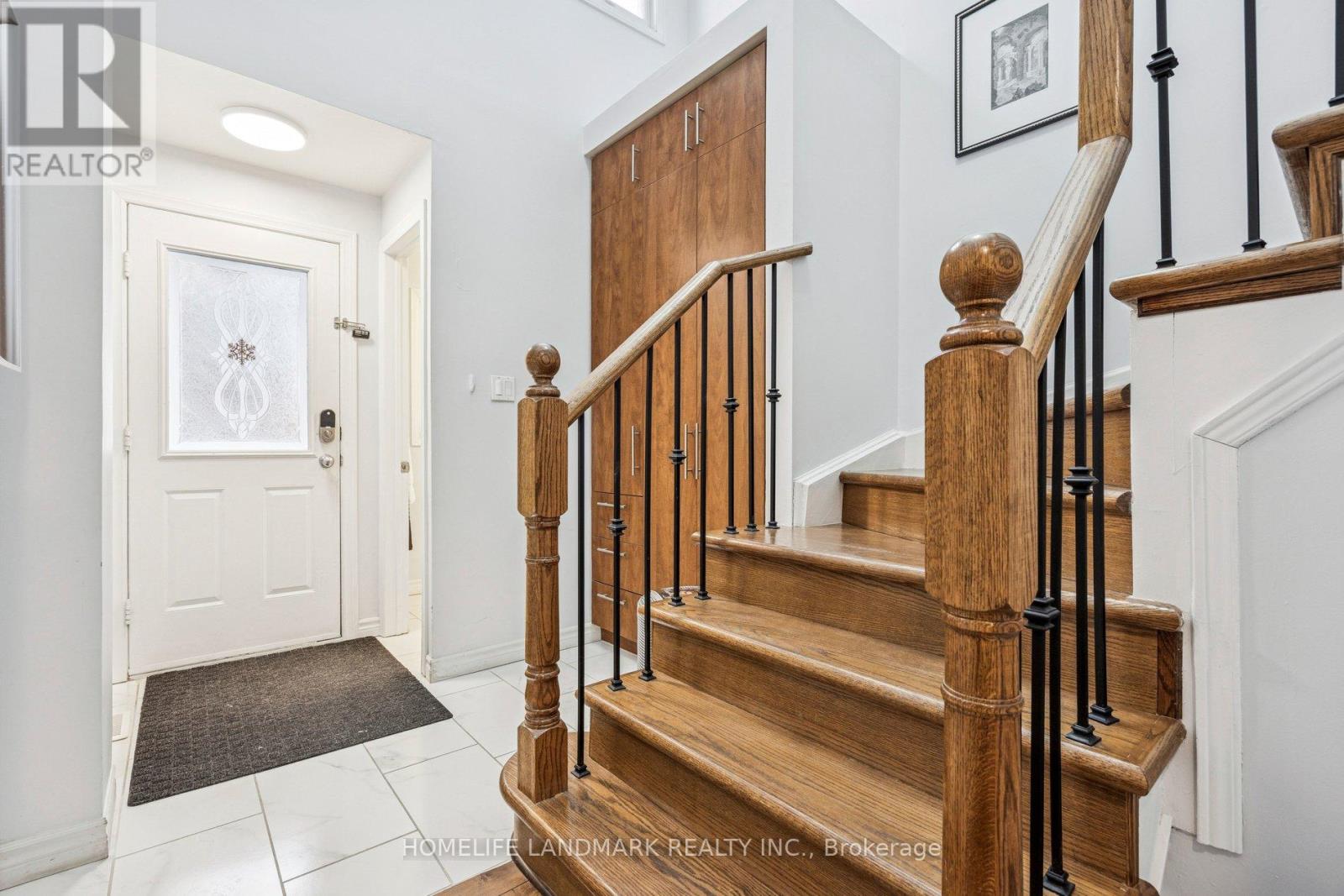 149 Glenmanor Way, Vaughan, Ontario  L4J 3A3 - Photo 2 - N12821270