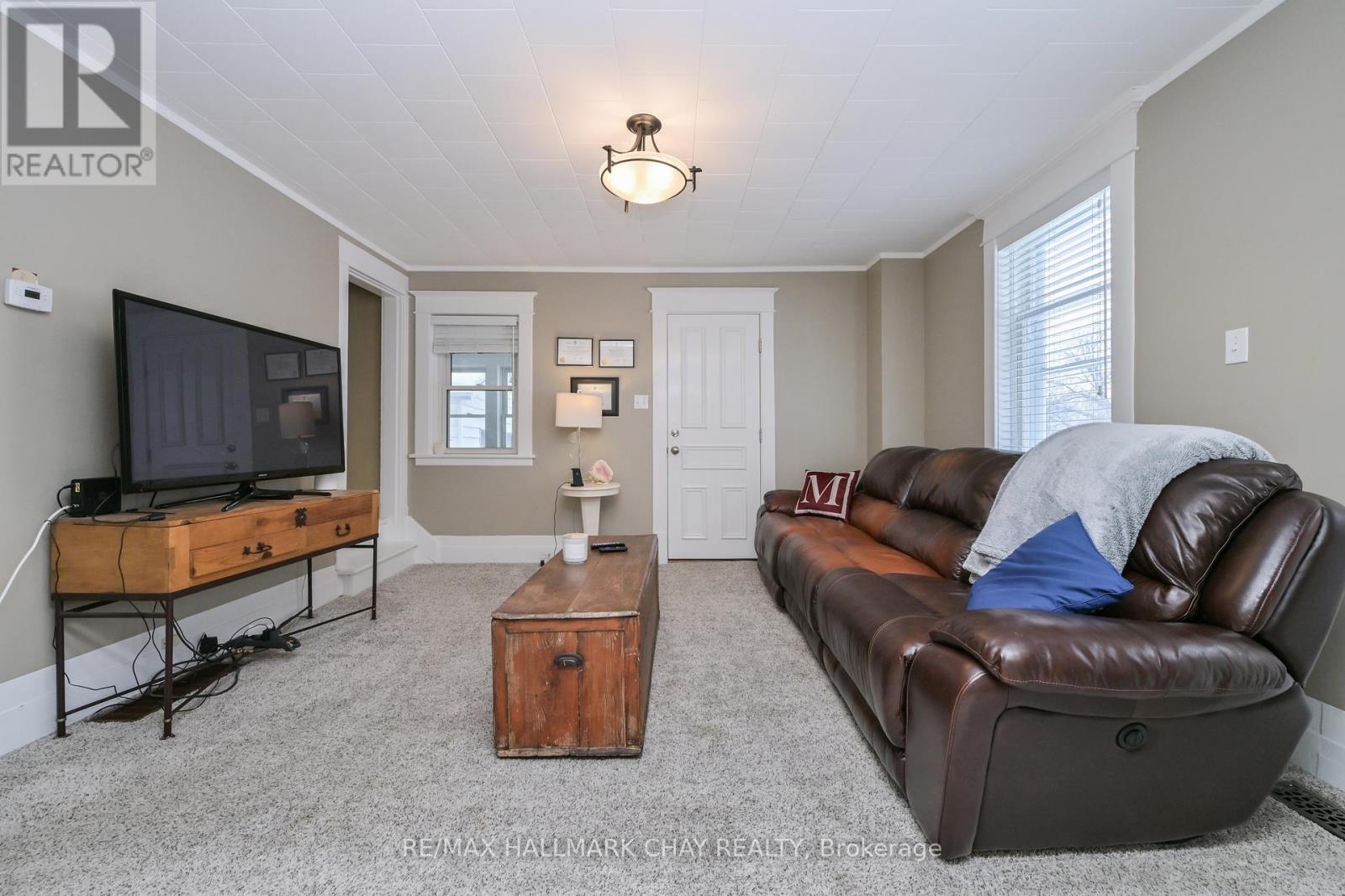 48 Caroline Street W, Clearview, Ontario  L0M 1G0 - Photo 12 - S12821268