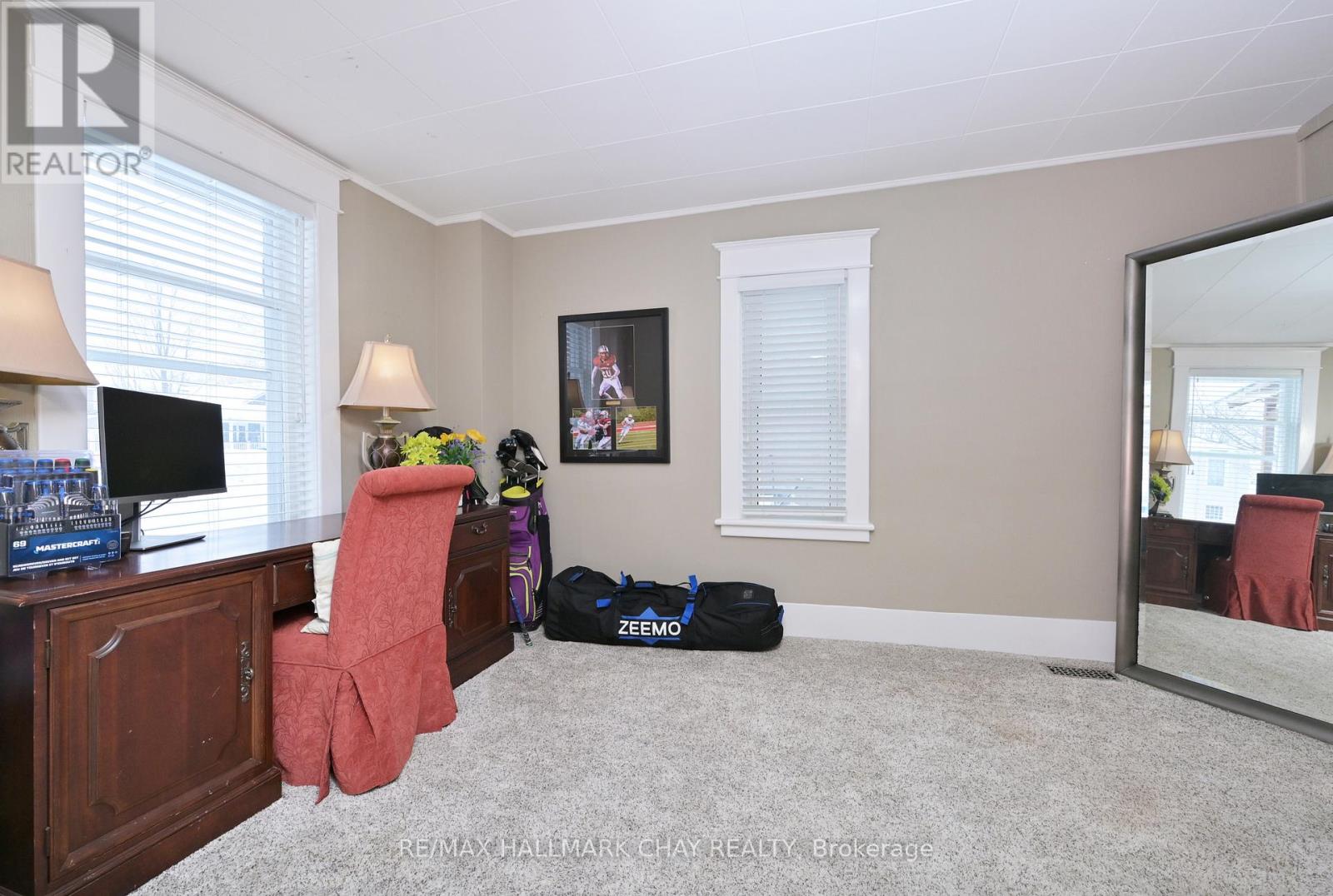 48 Caroline Street W, Clearview, Ontario  L0M 1G0 - Photo 14 - S12821268