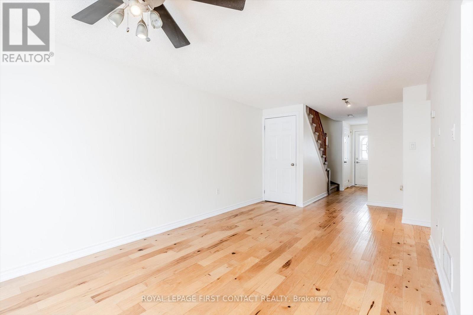 269 Dunsmore Lane, Barrie, Ontario  L4M 7A7 - Photo 9 - S12821276