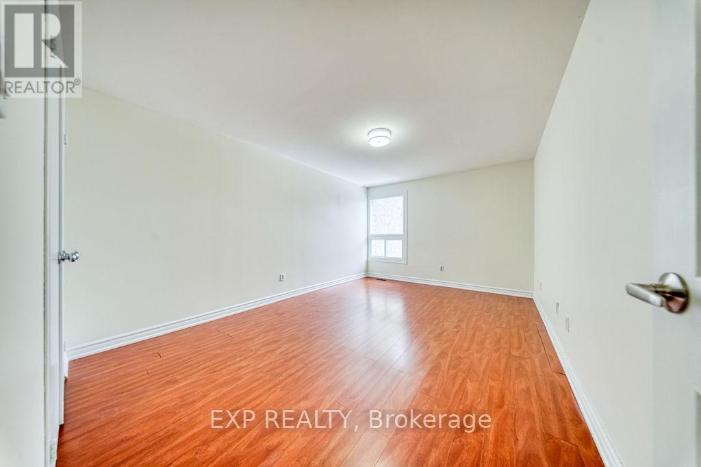 16 - 33 Four Winds Drive, Toronto, Ontario  M3J 1K7 - Photo 12 - W12821272