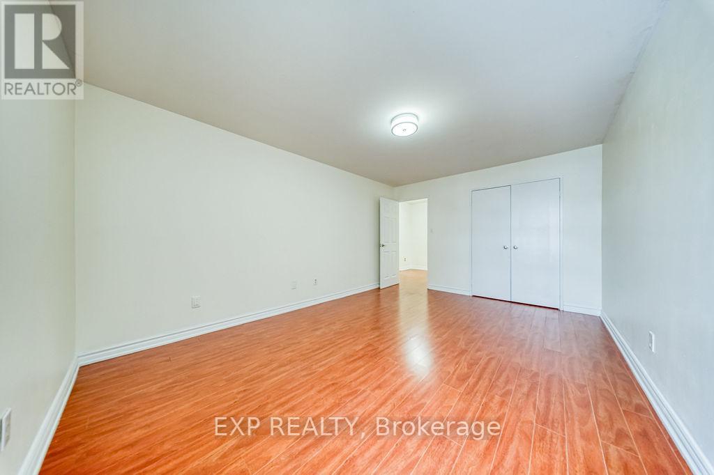 16 - 33 Four Winds Drive, Toronto, Ontario  M3J 1K7 - Photo 13 - W12821272