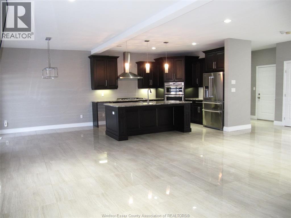 2968 Mcrobbie Crescent, Windsor, Ontario  N8R 0B1 - Photo 4 - 26003282