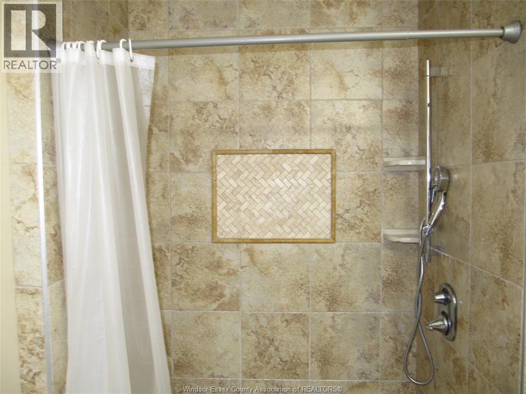 2968 Mcrobbie Crescent, Windsor, Ontario  N8R 0B1 - Photo 24 - 26003282