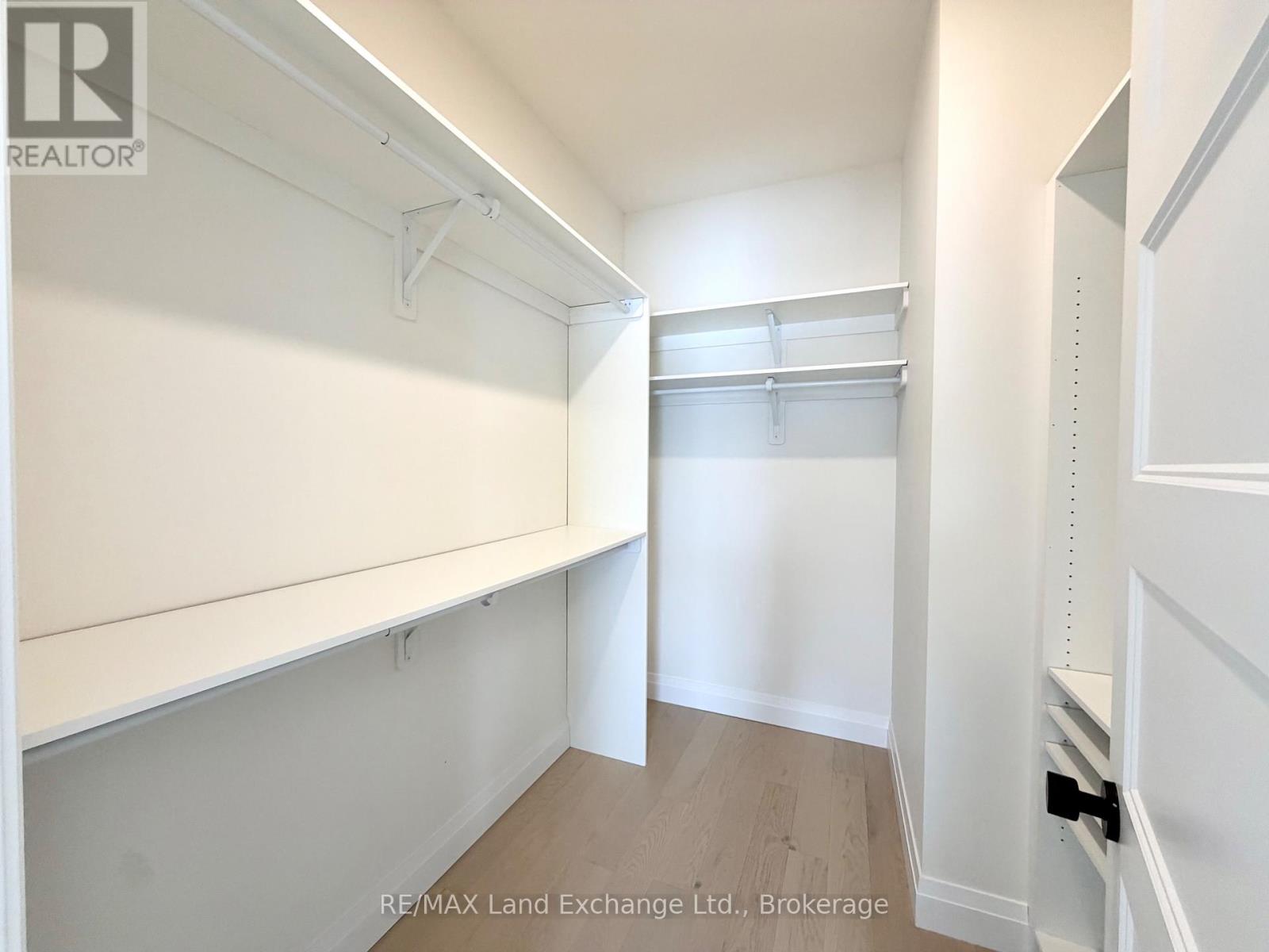 379 Ridge Street, Saugeen Shores, Ontario  N0H 2C3 - Photo 4 - X12447807