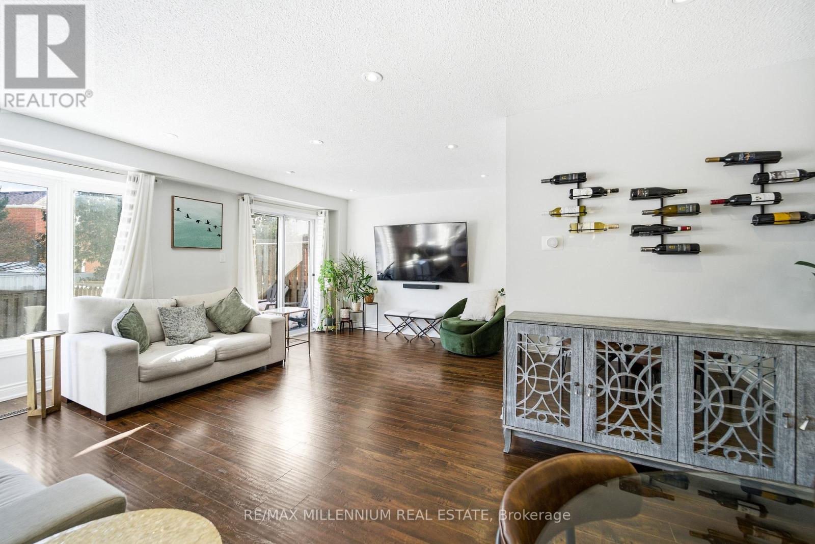 4680 Crosscreek Court, Mississauga, Ontario  L5V 1G5 - Photo 10 - W12819538