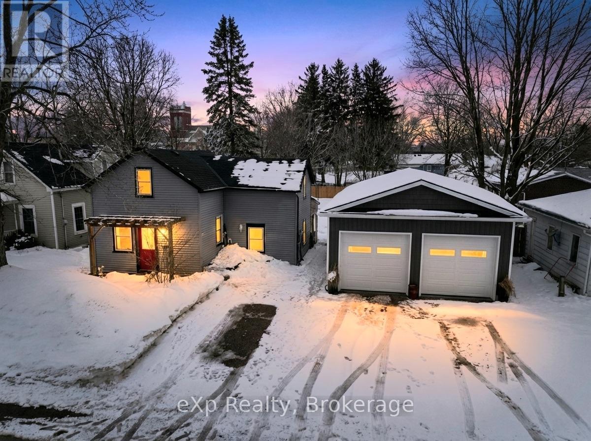 320 ALBERT STREET, Huron East, Ontario