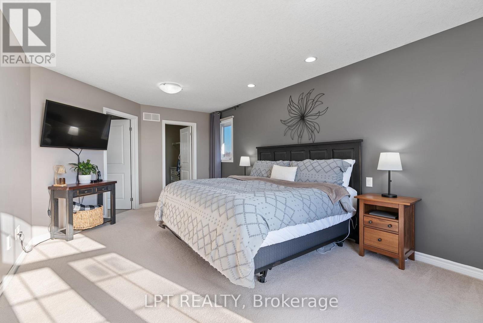 102 Joseph Street, Lucan Biddulph, Ontario  N0M 2J0 - Photo 19 - X12821308