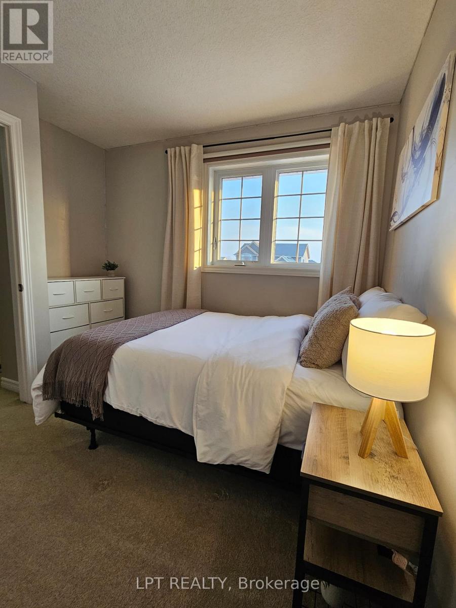 102 Joseph Street, Lucan Biddulph, Ontario  N0M 2J0 - Photo 27 - X12821308