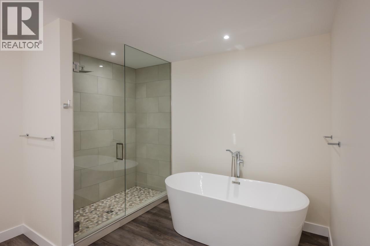 6380 Okanagan Street, Oliver, British Columbia  V0H 1T0 - Photo 21 - 10371797