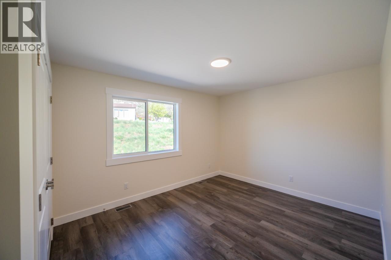 6380 Okanagan Street, Oliver, British Columbia  V0H 1T0 - Photo 35 - 10371797