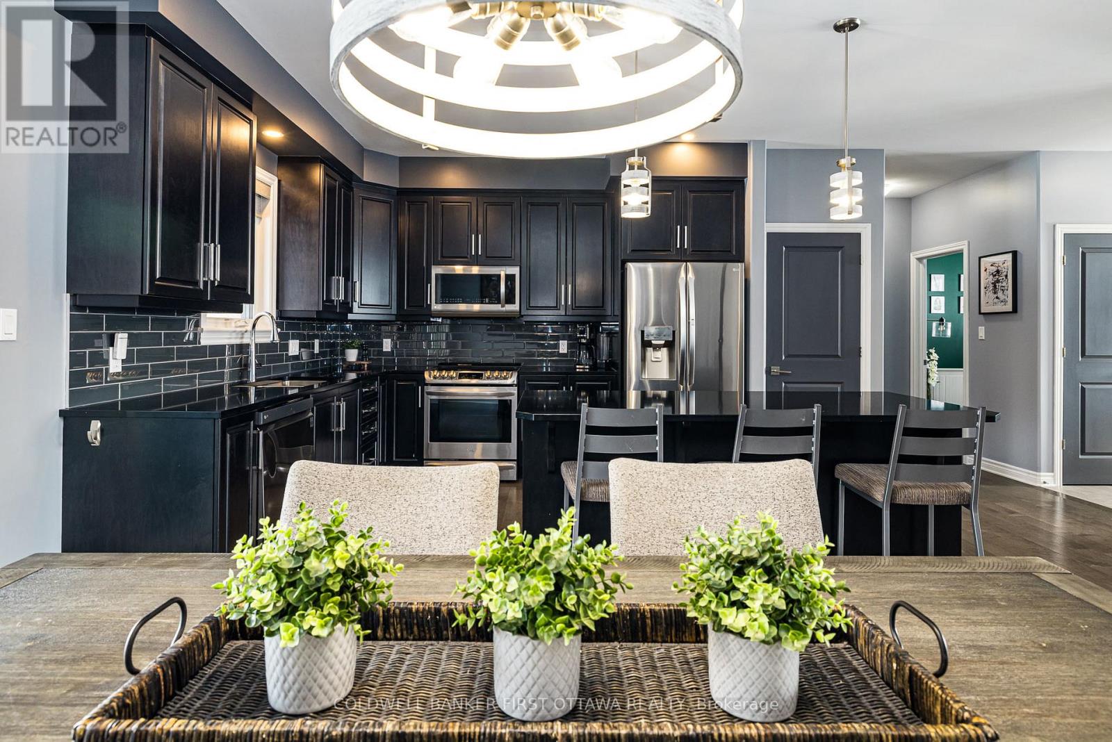 120 Stirling Crescent, North Grenville, Ontario  K0G 1J0 - Photo 20 - X12821306