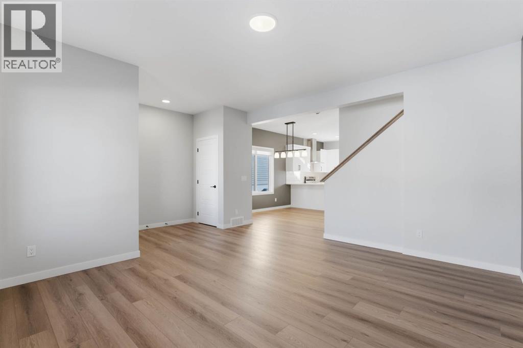 152 Lawson Lane Se, Airdrie, Alberta  T4A 3P3 - Photo 7 - A2264803