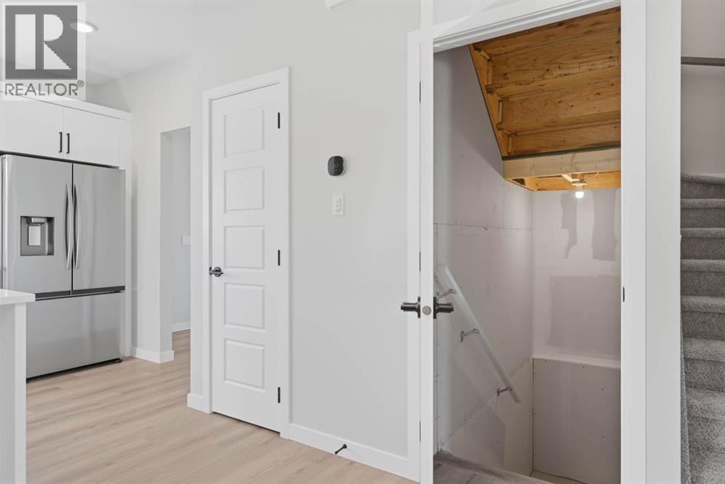 152 Lawson Lane Se, Airdrie, Alberta  T4A 3P3 - Photo 12 - A2264803