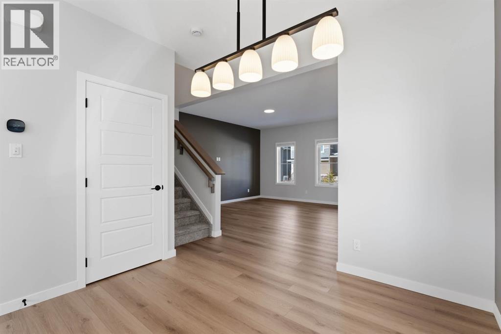 152 Lawson Lane Se, Airdrie, Alberta  T4A 3P3 - Photo 10 - A2264803