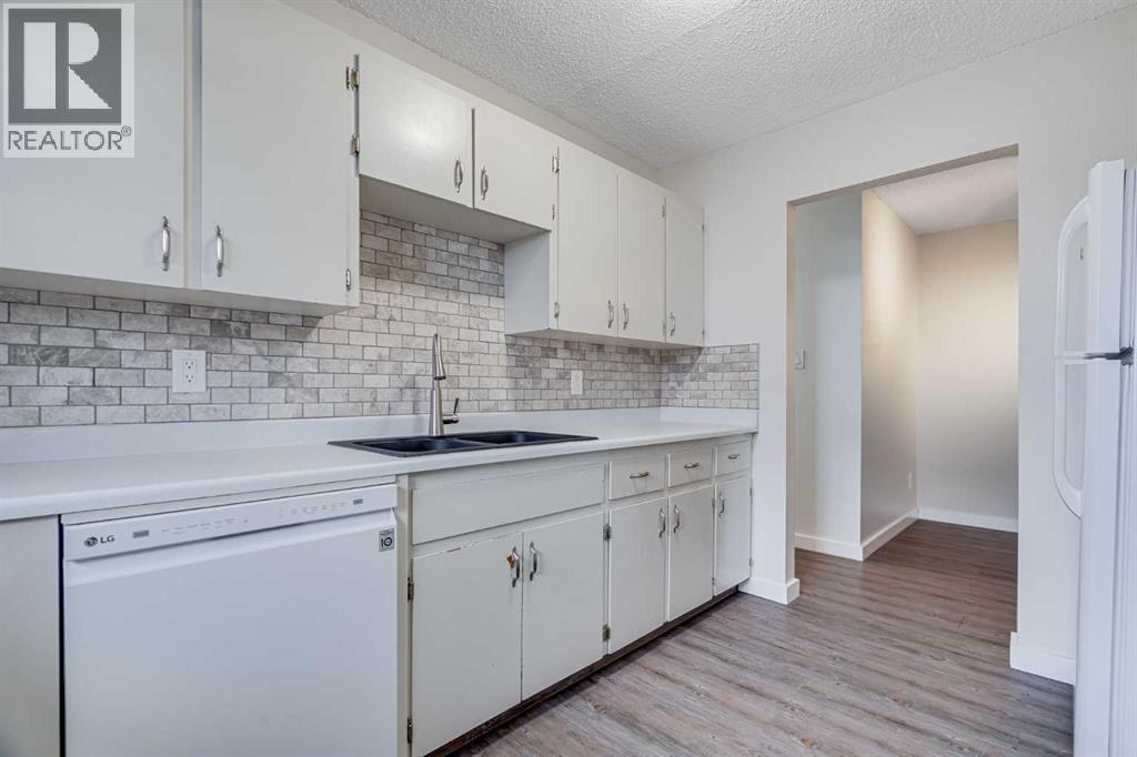 7614 & 7616 21 Street Se, Calgary, Alberta  T2C 0V5 - Photo 10 - A2287629