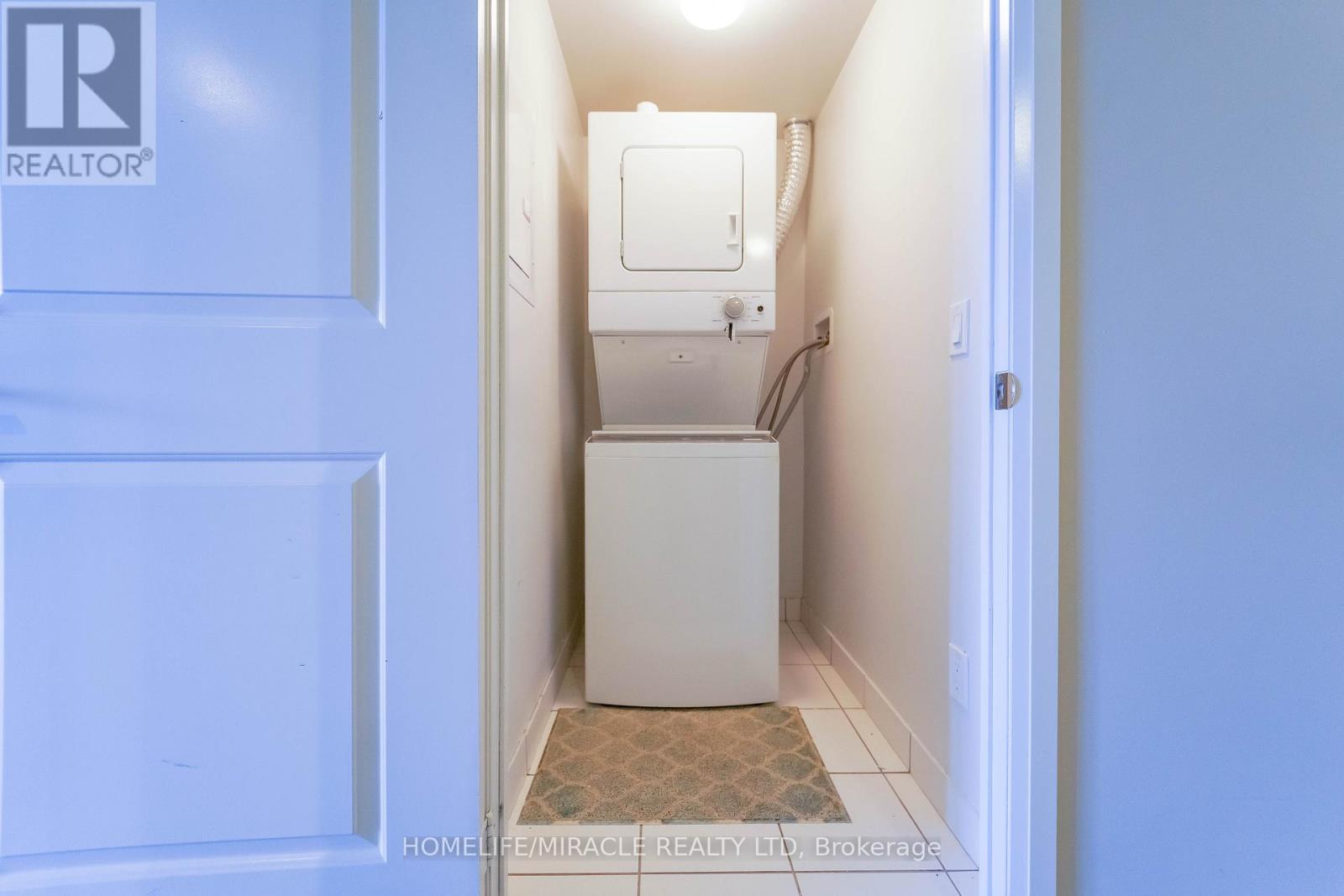 1809 - 30 Meadowglen Place, Toronto, Ontario  M1G 0A6 - Photo 18 - E12821312