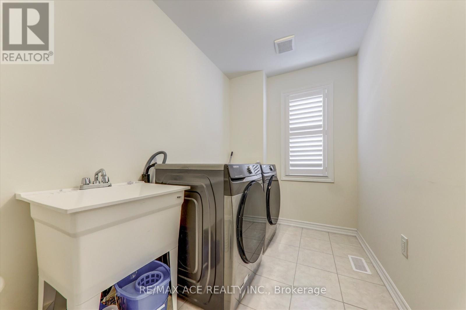 1152 Skyridge Boulevard, Pickering, Ontario  L1X 0M4 - Photo 19 - E12821314