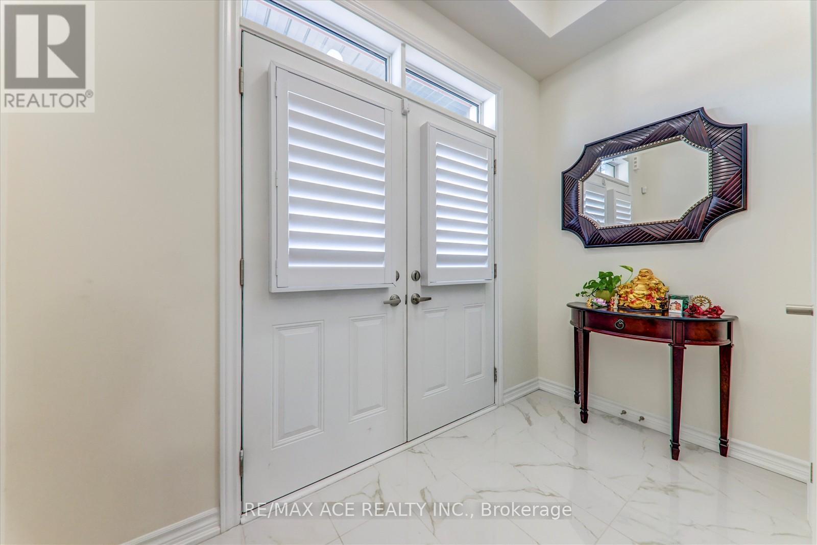 1152 Skyridge Boulevard, Pickering, Ontario  L1X 0M4 - Photo 5 - E12821314