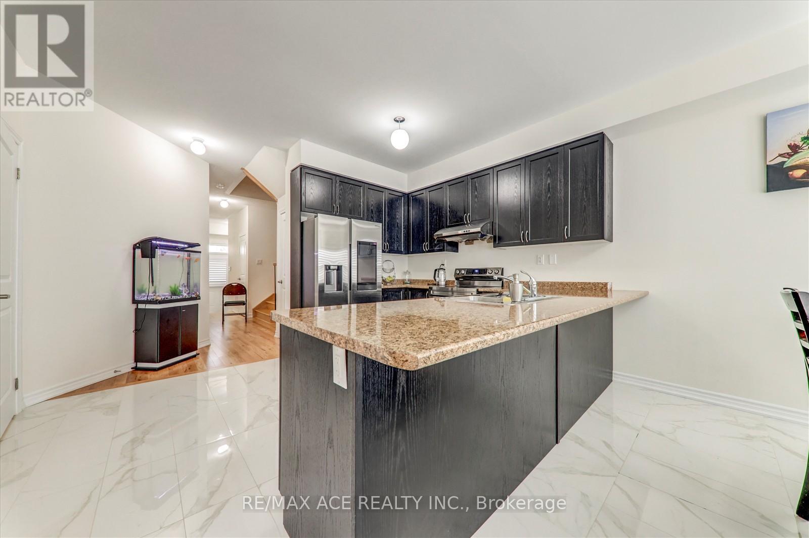 1152 Skyridge Boulevard, Pickering, Ontario  L1X 0M4 - Photo 8 - E12821314