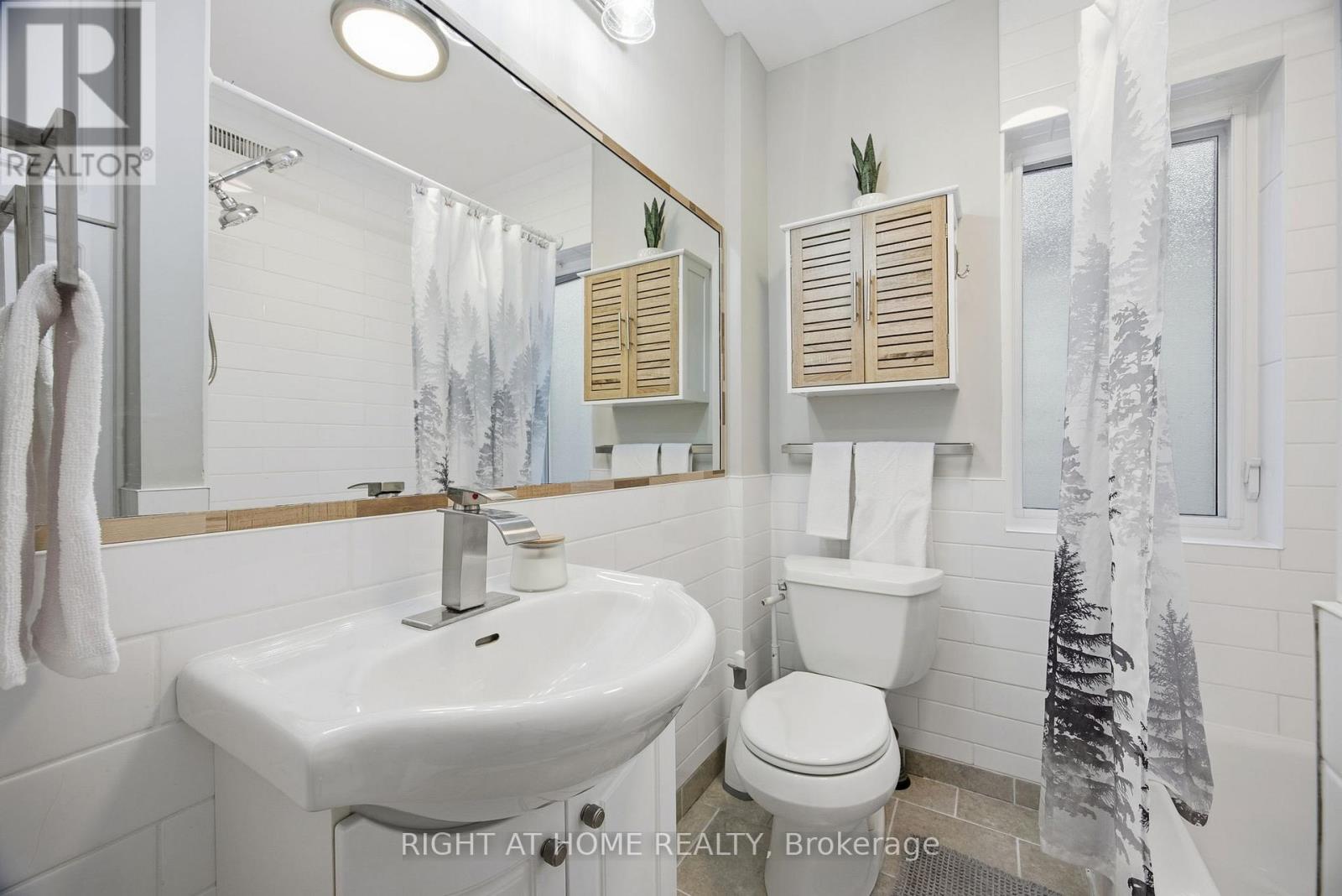 47 Ronald Avenue, Toronto, Ontario  M6E 4M8 - Photo 13 - W12603190