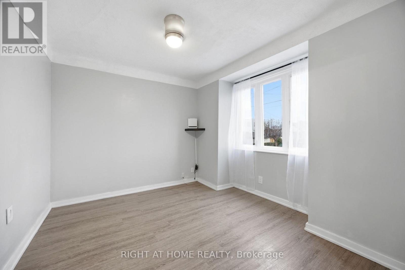 47 Ronald Avenue, Toronto, Ontario  M6E 4M8 - Photo 15 - W12603190