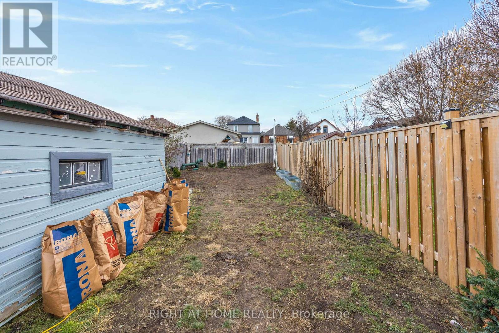 47 Ronald Avenue, Toronto, Ontario  M6E 4M8 - Photo 30 - W12603190