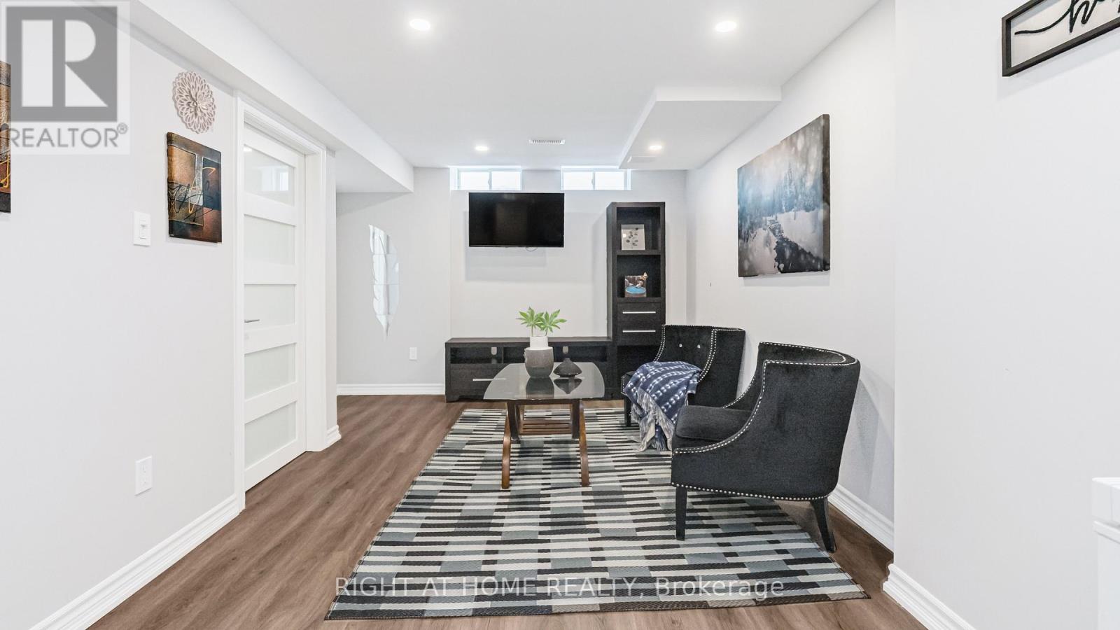 253 Fernforest Drive, Brampton, Ontario  L6R 1E1 - Photo 36 - W12784408