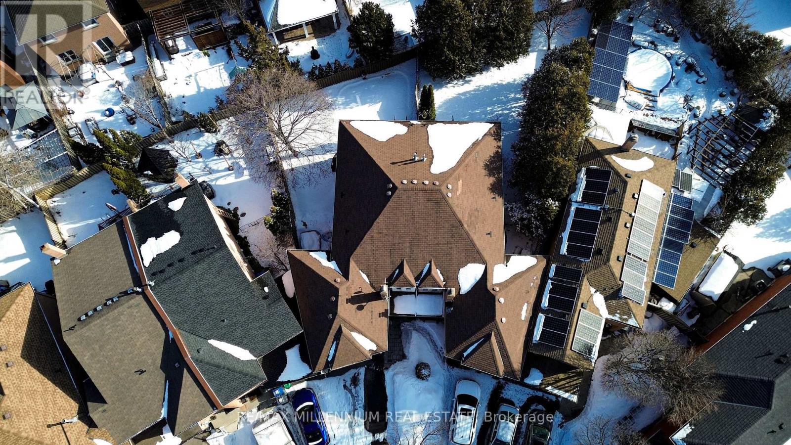 4680 Crosscreek Court, Mississauga, Ontario  L5V 1G5 - Photo 38 - W12819538