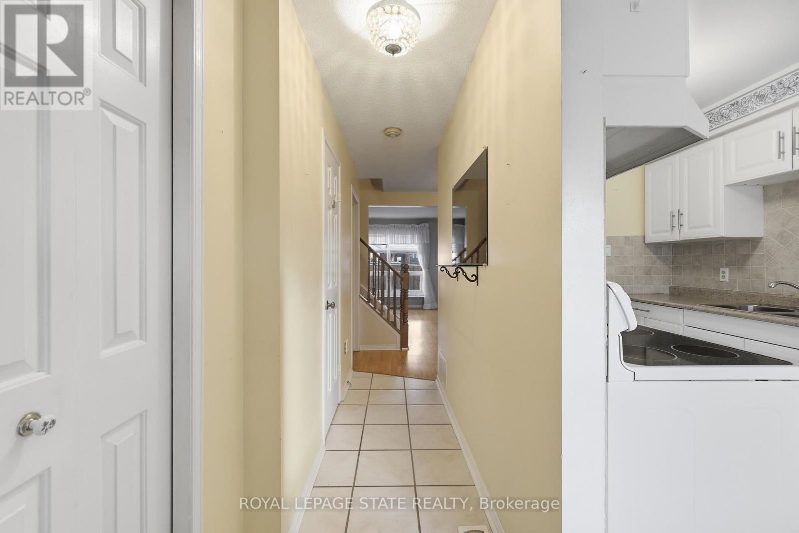 4 - 618 Barton Street, Hamilton, Ontario  L8E 4X3 - Photo 10 - X12682128