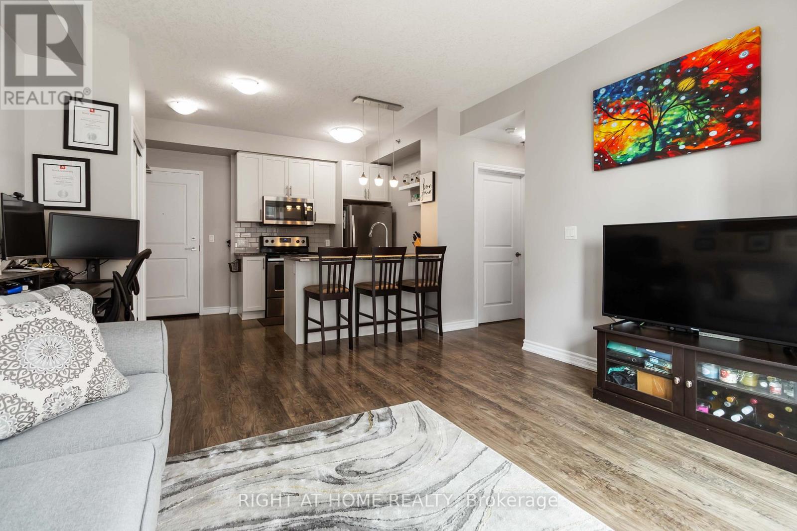 301 - 2490 Old Bronte Road, Oakville, Ontario  L6M 0Y5 - Photo 10 - W12821286