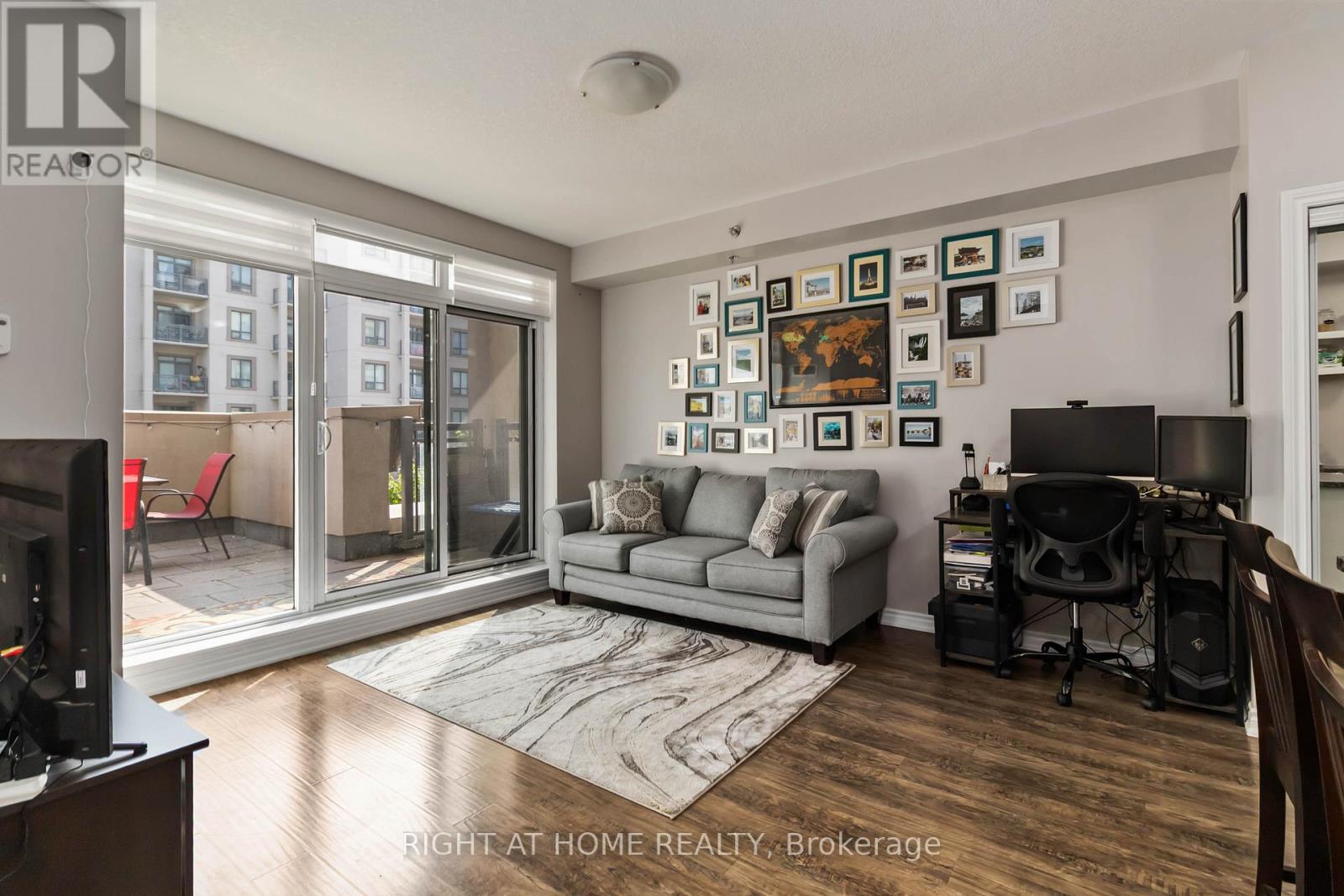 301 - 2490 Old Bronte Road, Oakville, Ontario  L6M 0Y5 - Photo 6 - W12821286