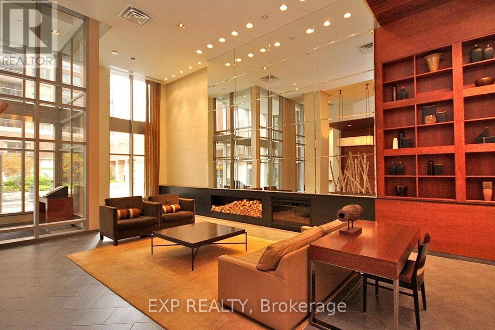 614 - 4080 Living Arts Drive, Mississauga, Ontario  L5B 4N3 - Photo 2 - W12821302