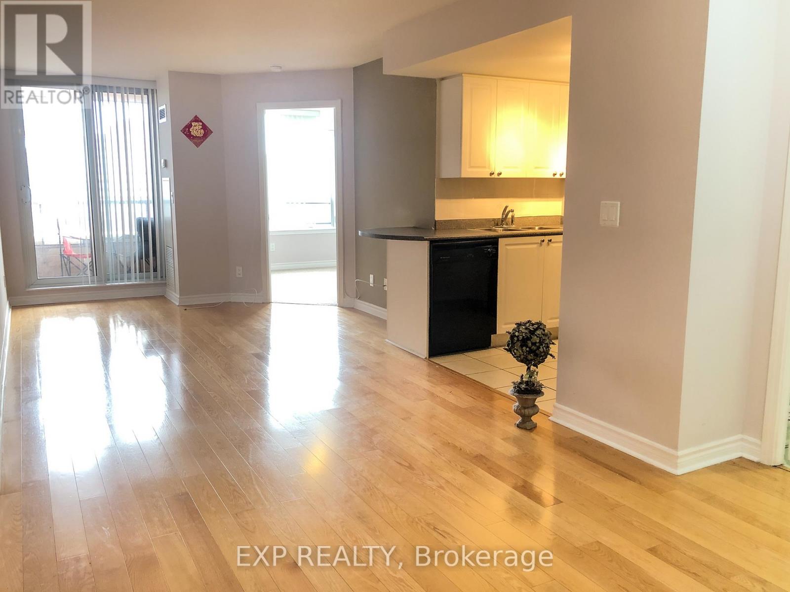 614 - 4080 Living Arts Drive, Mississauga, Ontario  L5B 4N3 - Photo 5 - W12821302