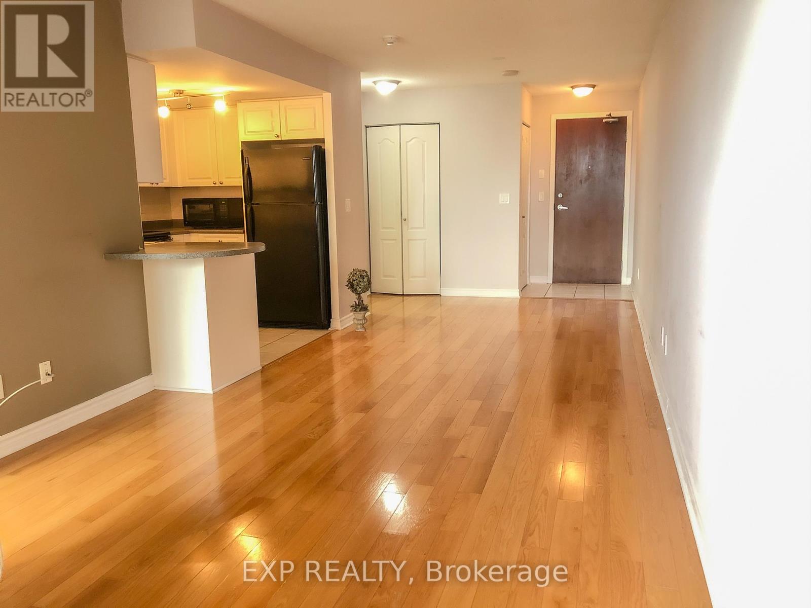 614 - 4080 Living Arts Drive, Mississauga, Ontario  L5B 4N3 - Photo 6 - W12821302