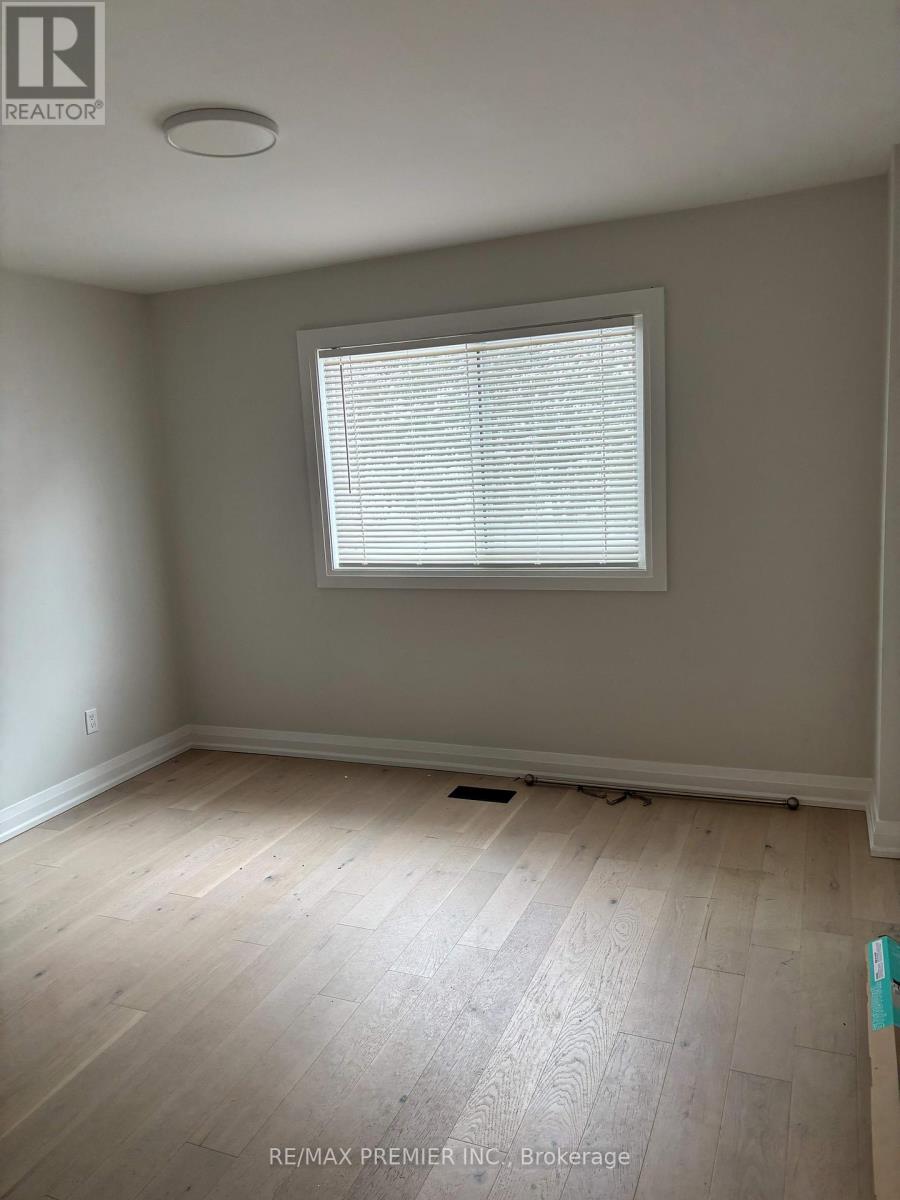 2168 Denise Road, Mississauga, Ontario  L4X 1J1 - Photo 10 - W12821320