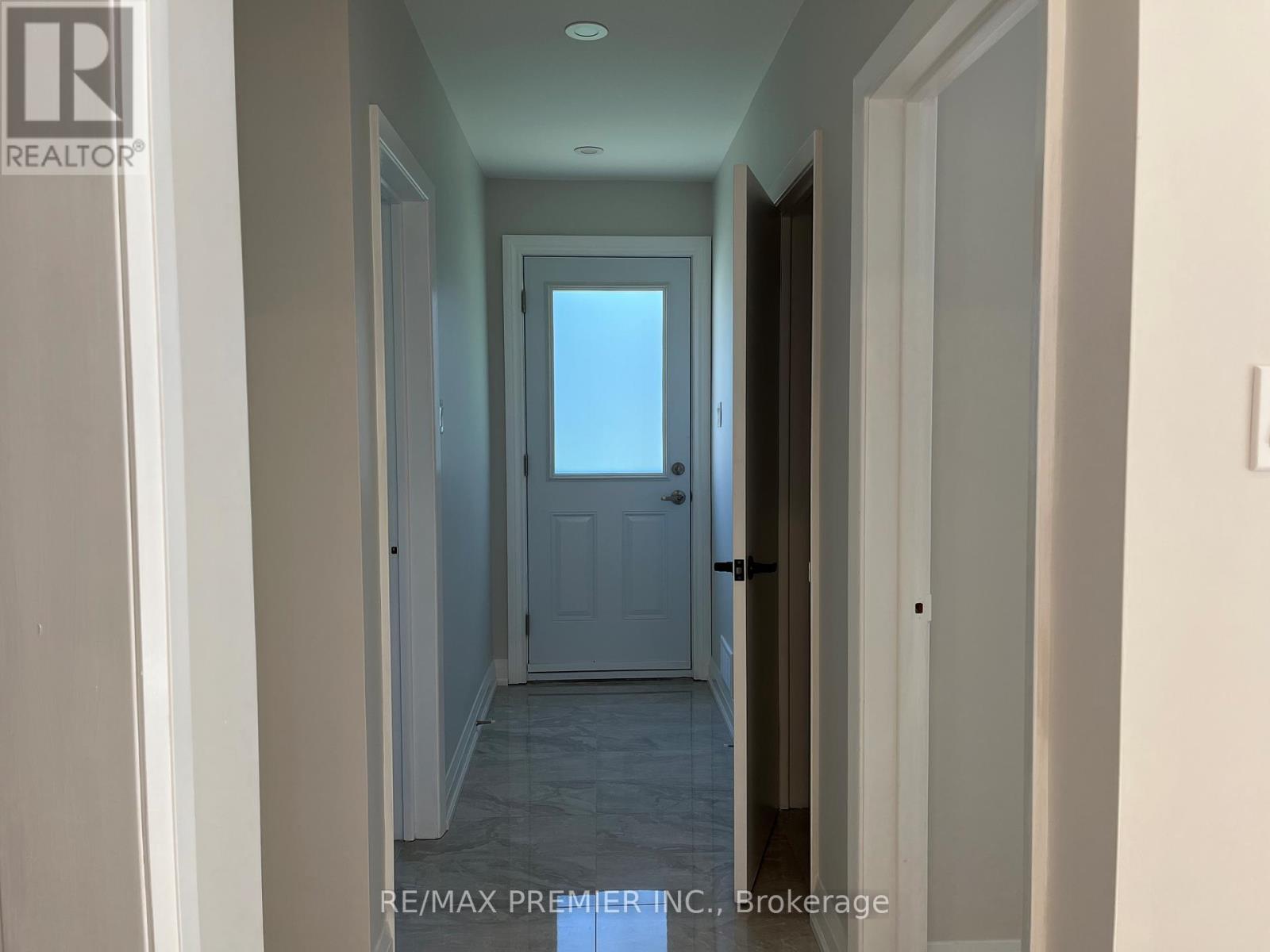2168 Denise Road, Mississauga, Ontario  L4X 1J1 - Photo 2 - W12821320