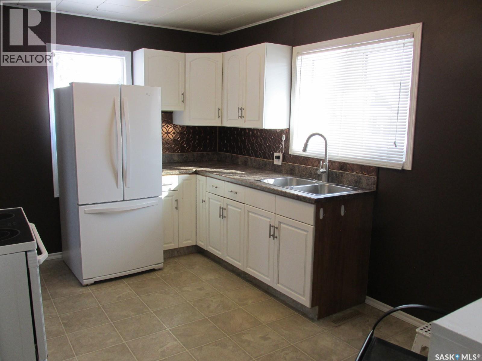 204 6th Street N, Nipawin, Saskatchewan  S0E 1E0 - Photo 14 - SK029189