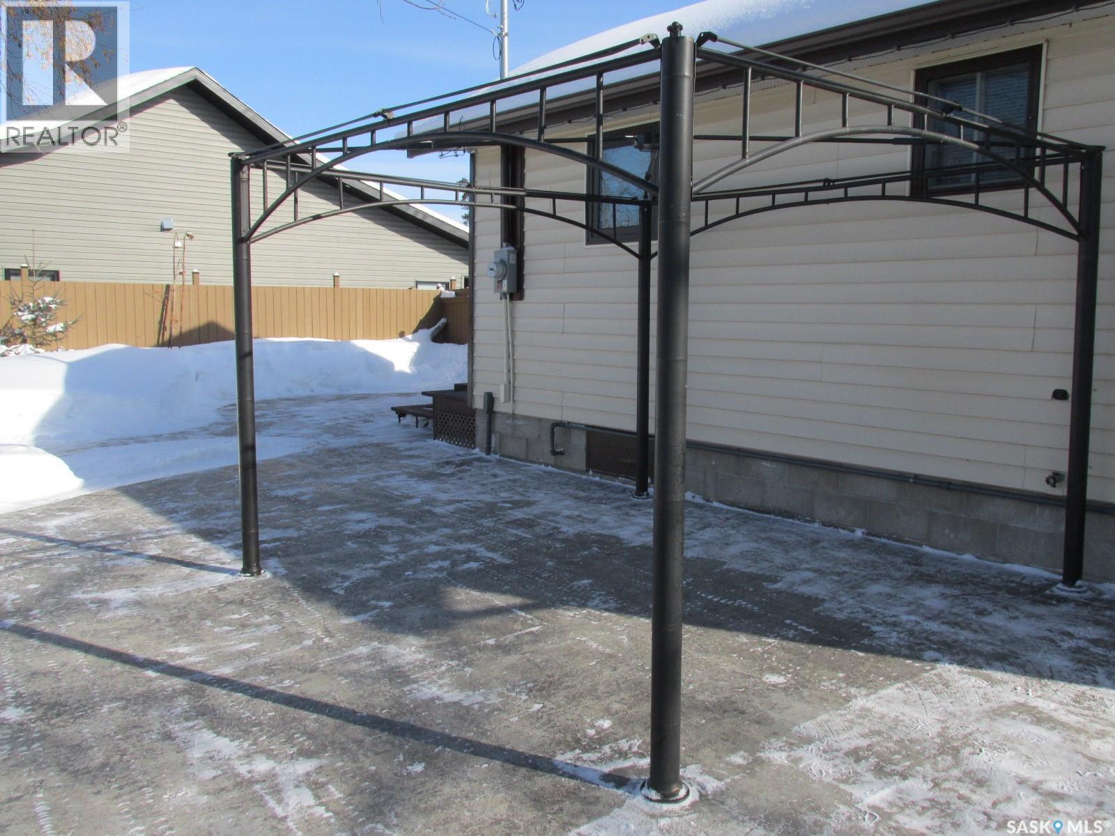 204 6th Street N, Nipawin, Saskatchewan  S0E 1E0 - Photo 6 - SK029189