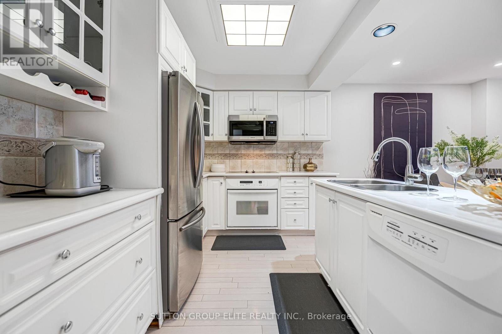 63 Ochalski Road, Aurora, Ontario  L4G 7J3 - Photo 9 - N12818924