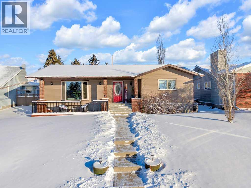 4620 53 Street, Rimbey, Alberta  T0C 2J0 - Photo 1 - A2287557