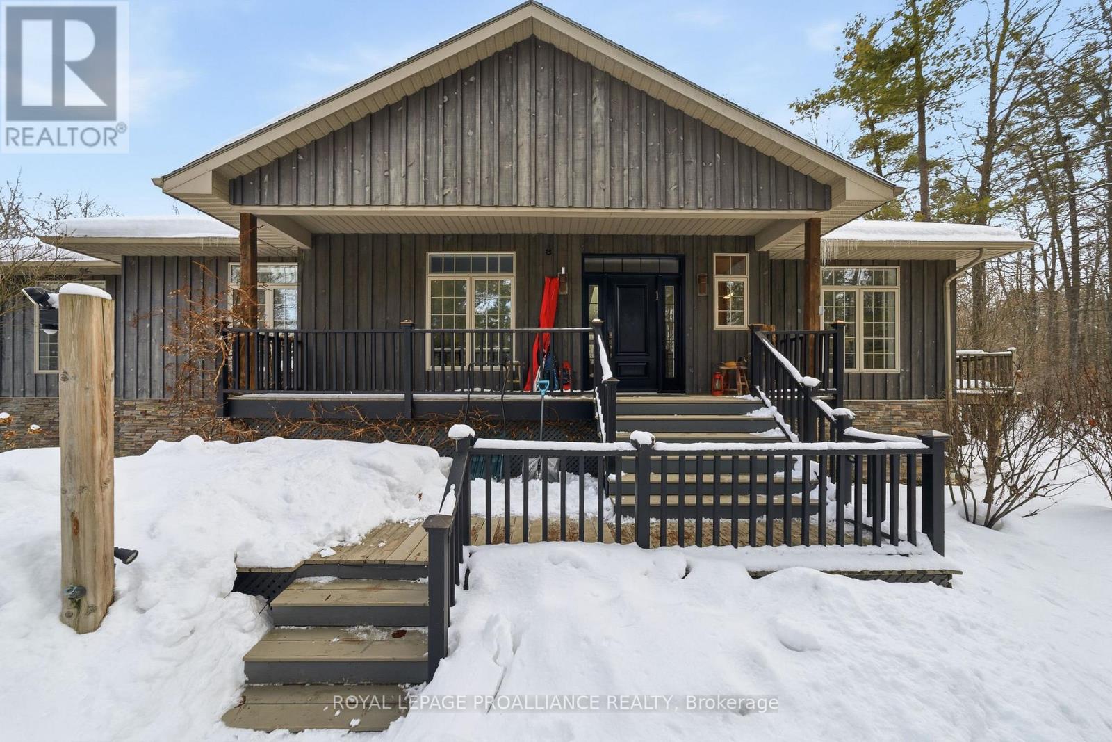 602 Elmbrook Road, Prince Edward County, Ontario  K0K 2T0 - Photo 11 - X12821344