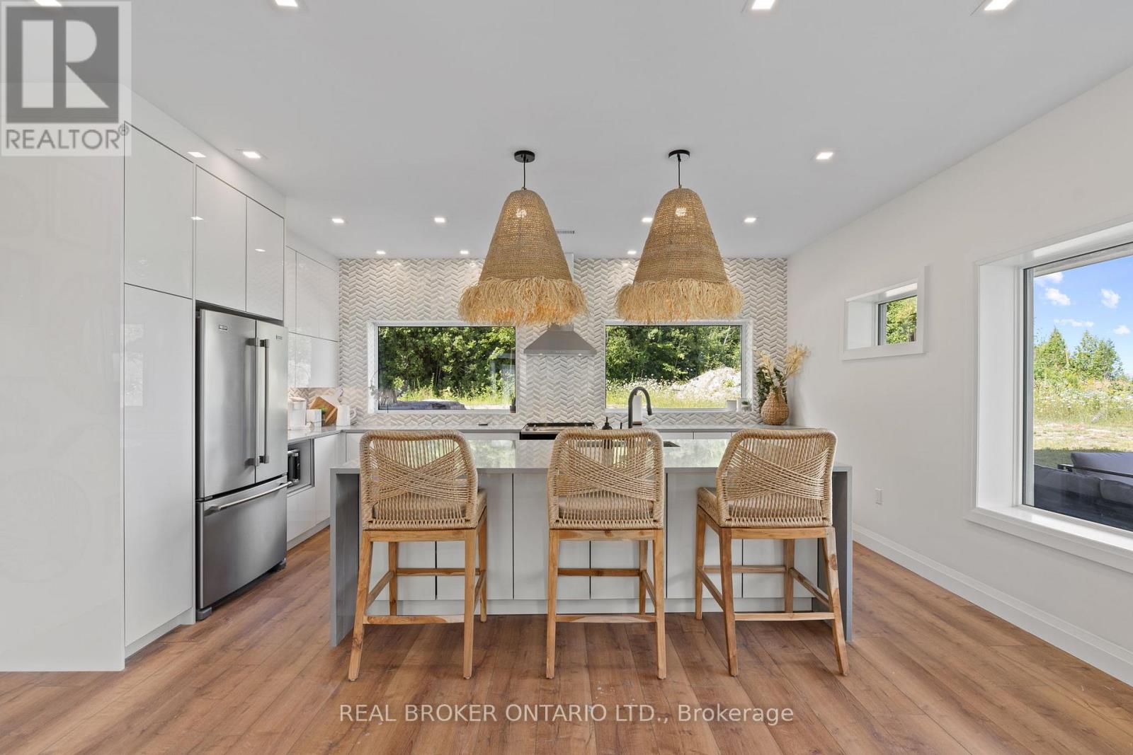 8, 20, 30, 31, 34 Hemlock Avenue, Tay (Waubaushene), Ontario  L0K 2C0 - Photo 9 - S12810410