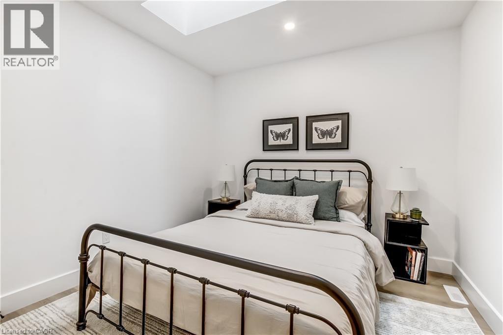 Photo 14 of 17 for 3361 David Milne Way