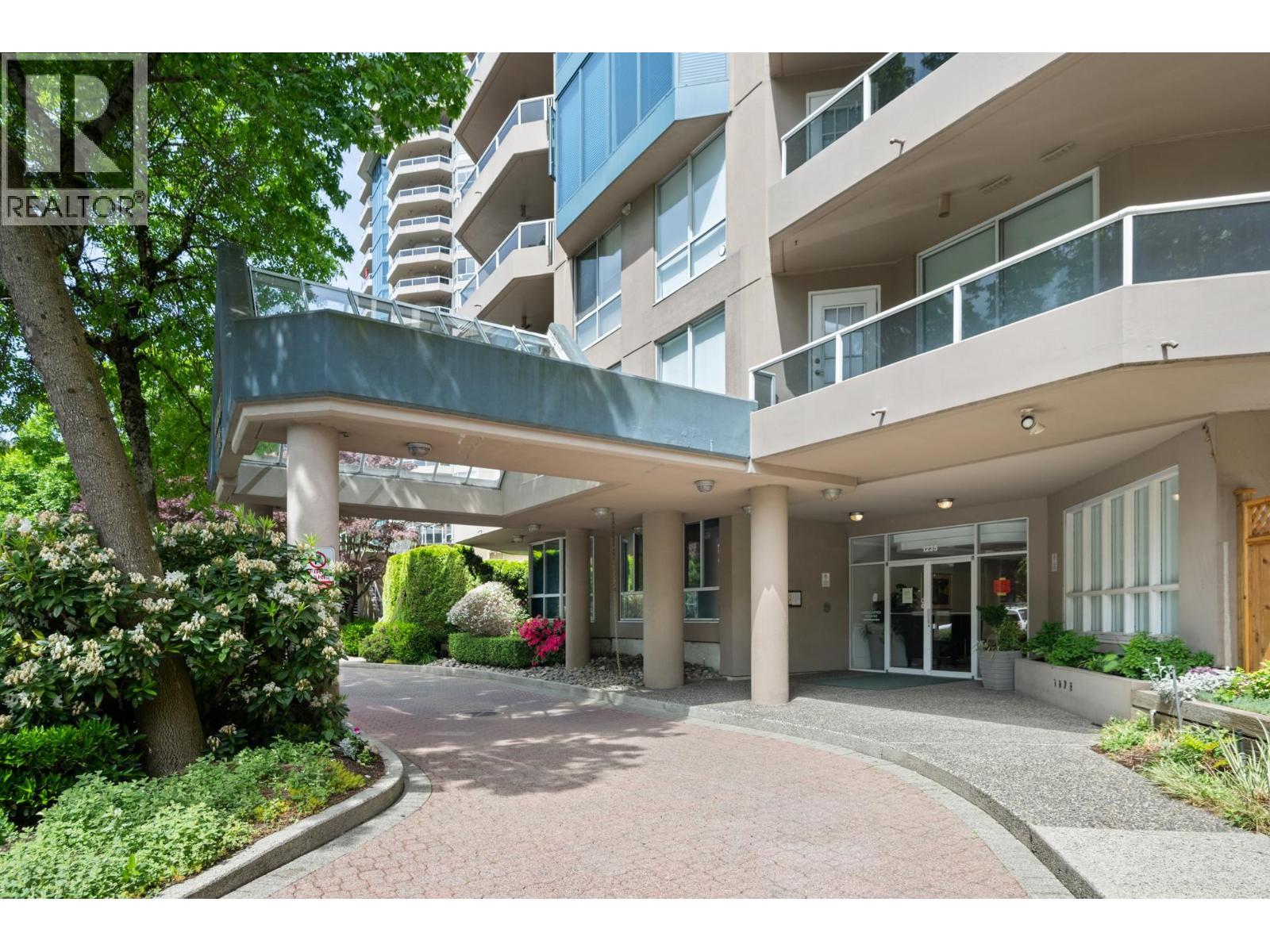 1105 1235 Quayside Drive, New Westminster, British Columbia  V3M 6J5 - Photo 17 - R3089008