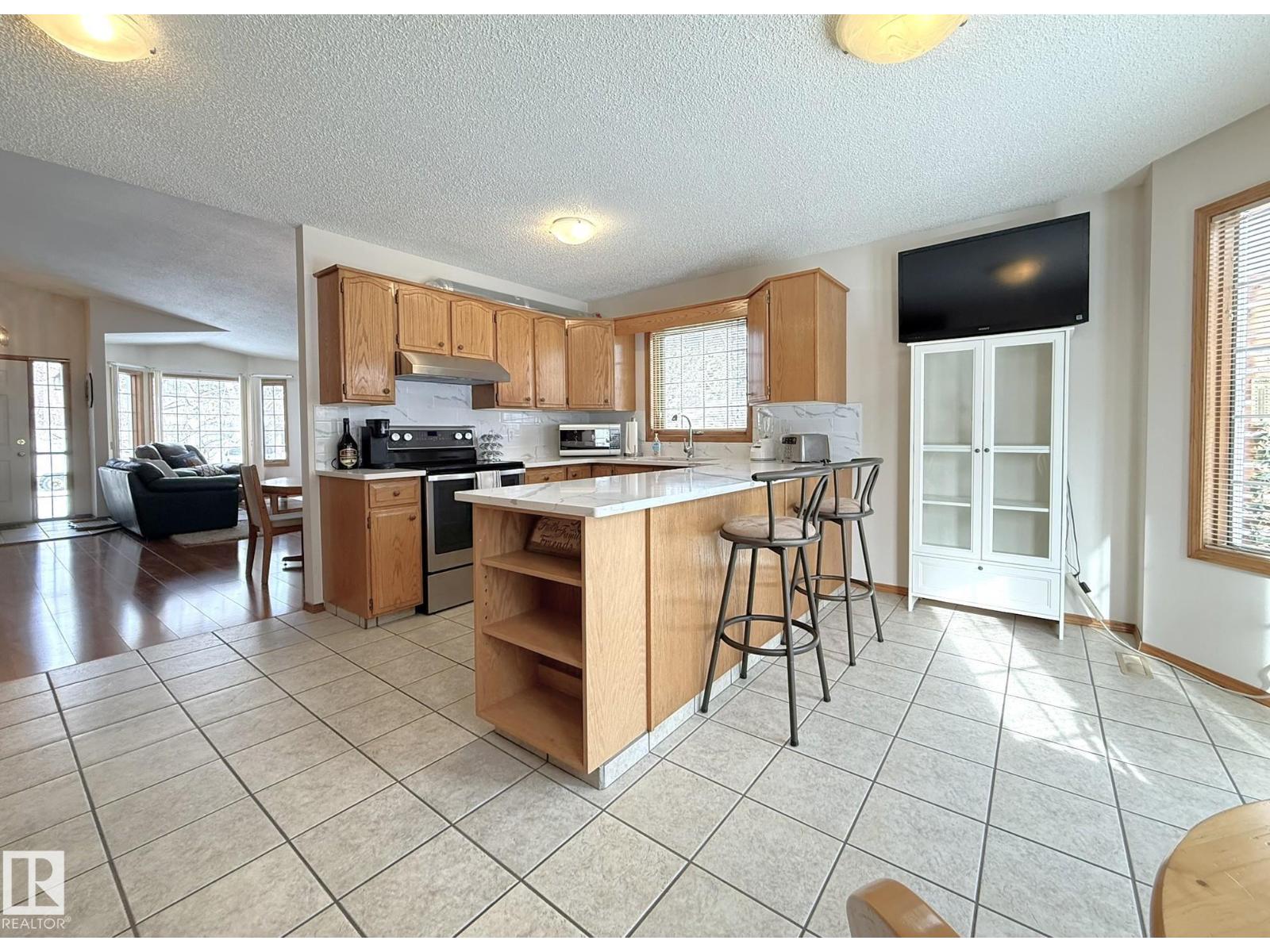 1 Bamber Pl, Leduc, Alberta  T9E 6H3 - Photo 6 - E4474863