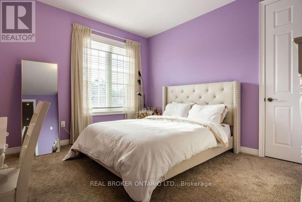 2 Tarmack Drive, Richmond Hill, Ontario  L4E 0E6 - Photo 20 - N12821330