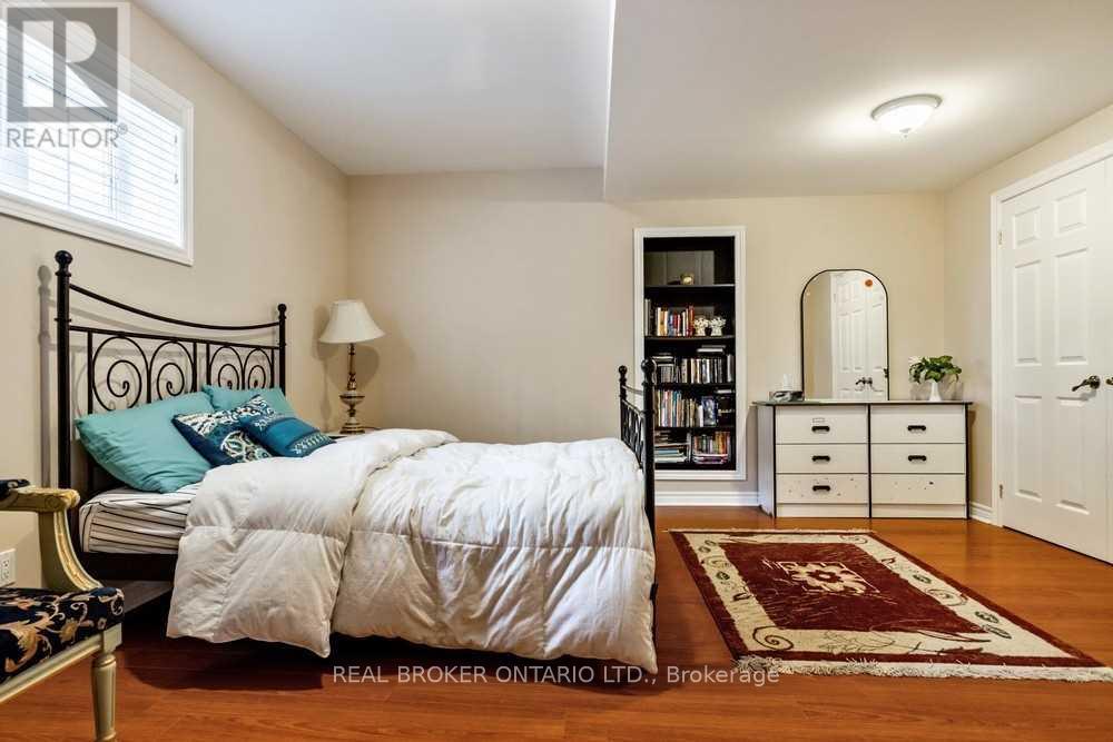 2 Tarmack Drive, Richmond Hill, Ontario  L4E 0E6 - Photo 29 - N12821330