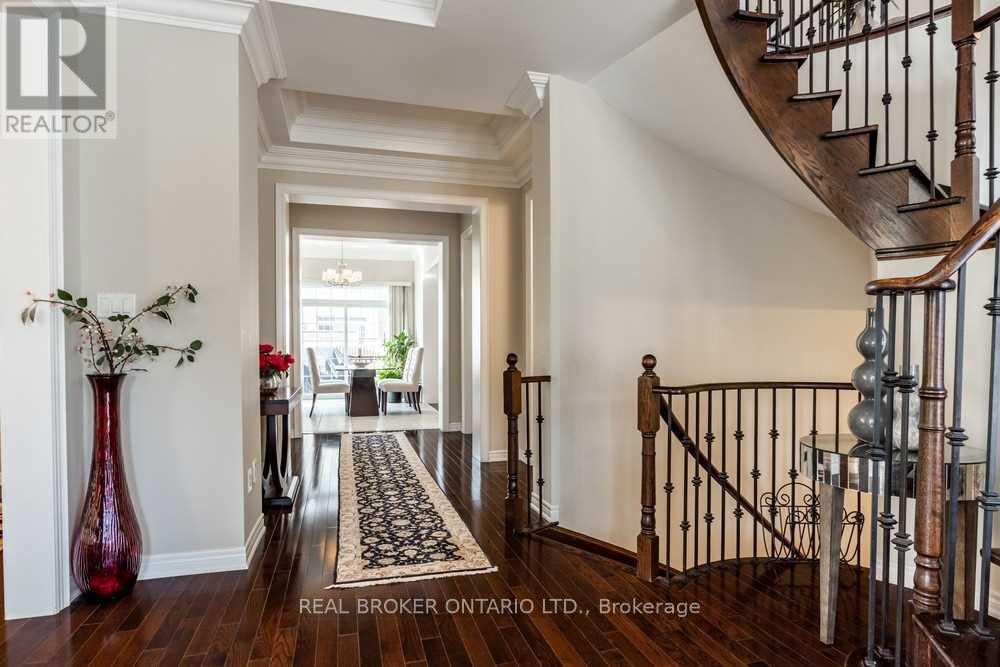 2 Tarmack Drive, Richmond Hill, Ontario  L4E 0E6 - Photo 7 - N12821330