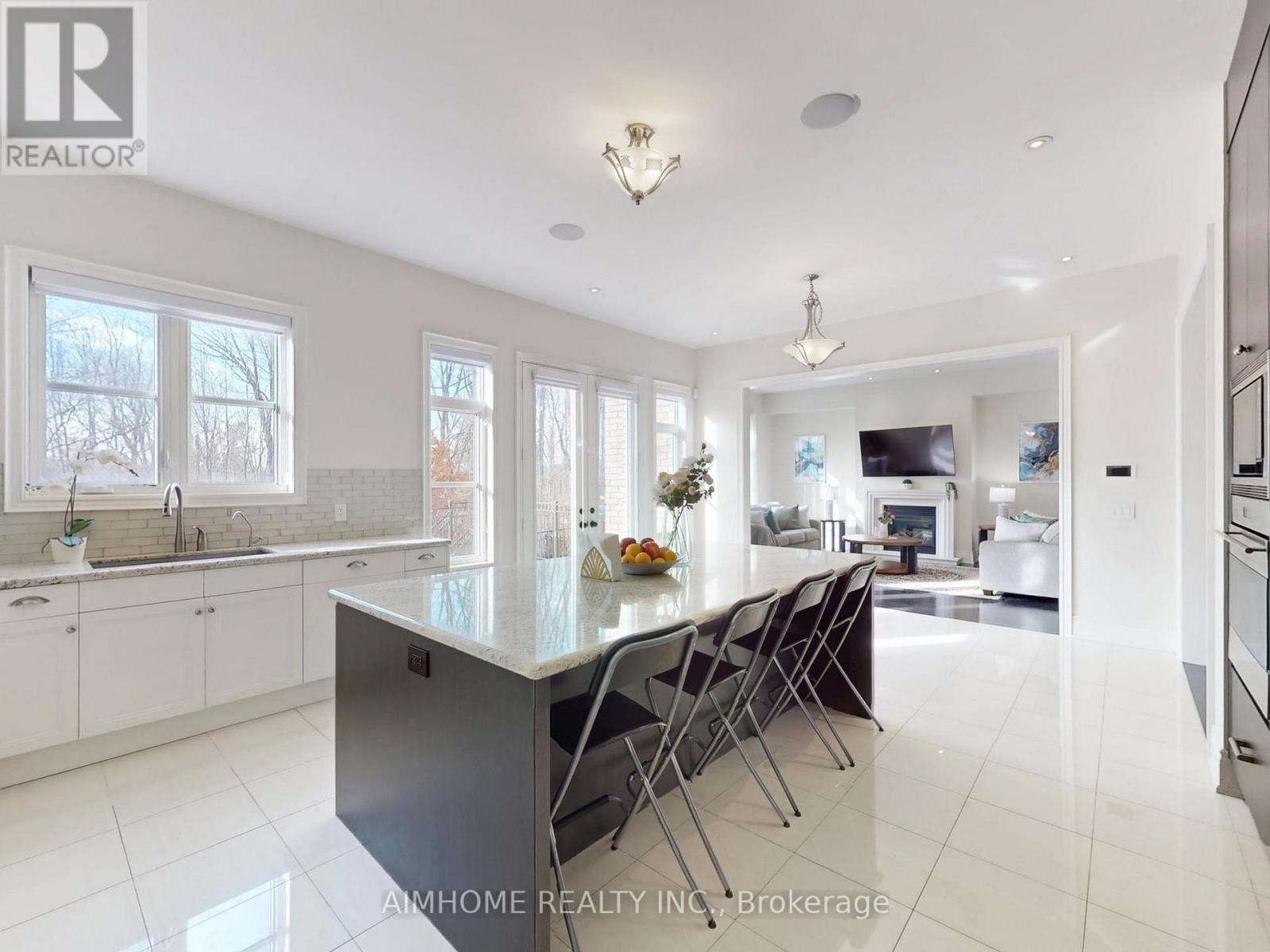 80 Annsleywood Court, Vaughan, Ontario  L4H 4G6 - Photo 13 - N12821346